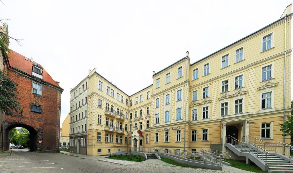 Hotel Przy Baszcie Легница Екстериор снимка