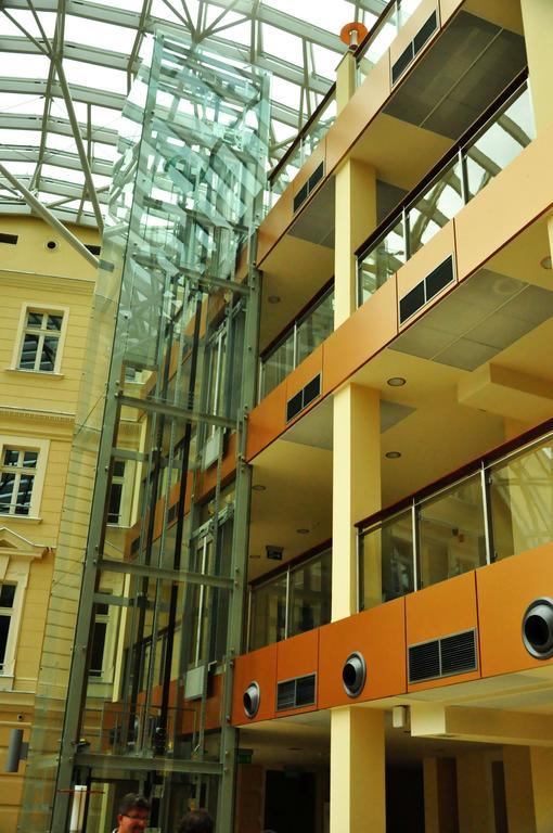 Hotel Przy Baszcie Легница Екстериор снимка