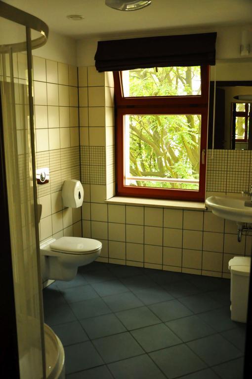 Hotel Przy Baszcie Легница Екстериор снимка