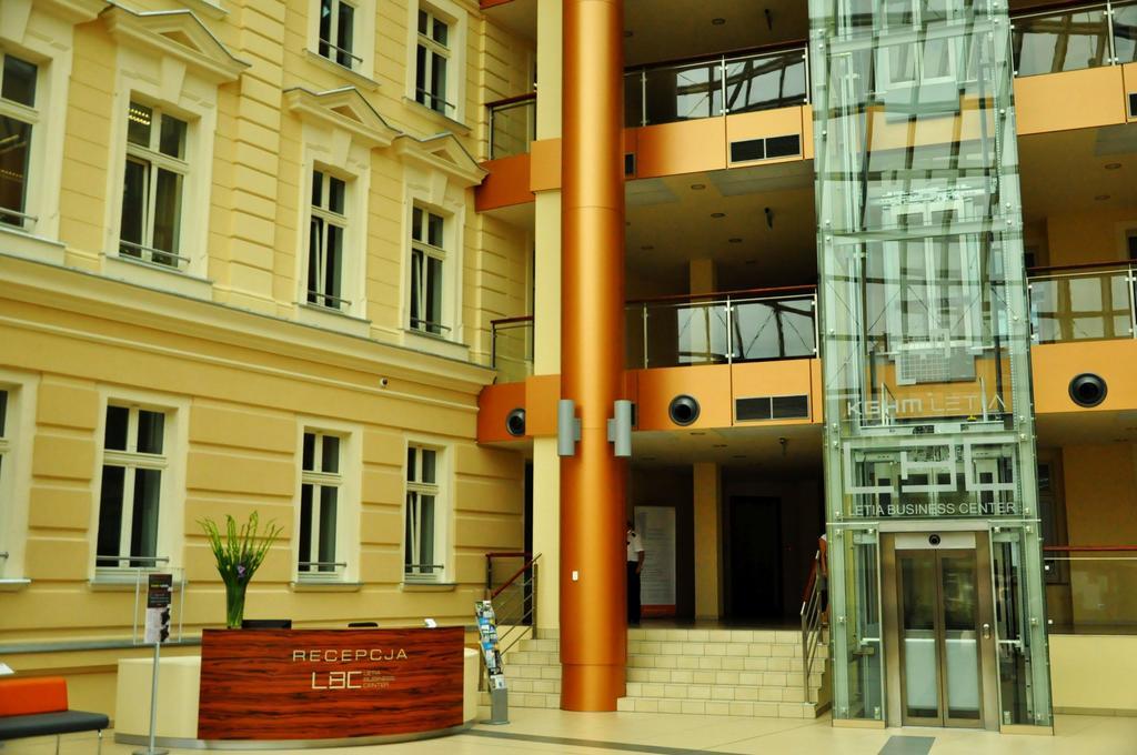 Hotel Przy Baszcie Легница Екстериор снимка