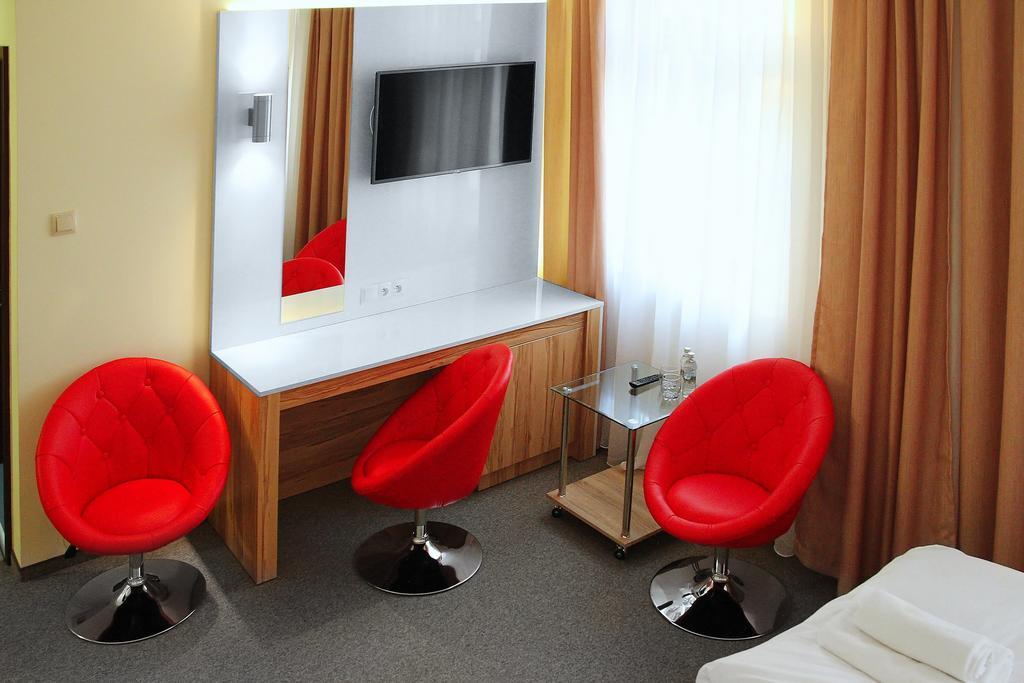 Hotel Przy Baszcie Легница Екстериор снимка